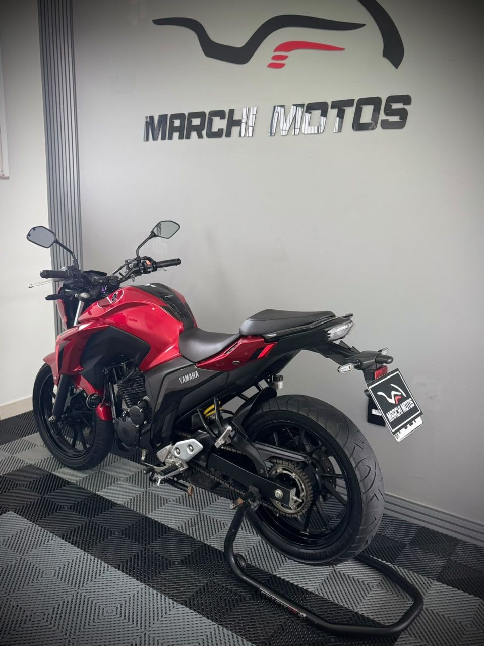 FZ25 250 FAZER CONNECTED — foto 9
