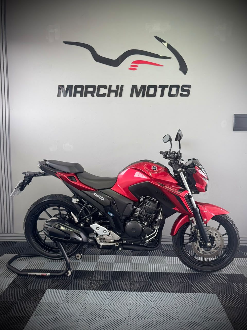 FZ25 250 FAZER CONNECTED — foto 4