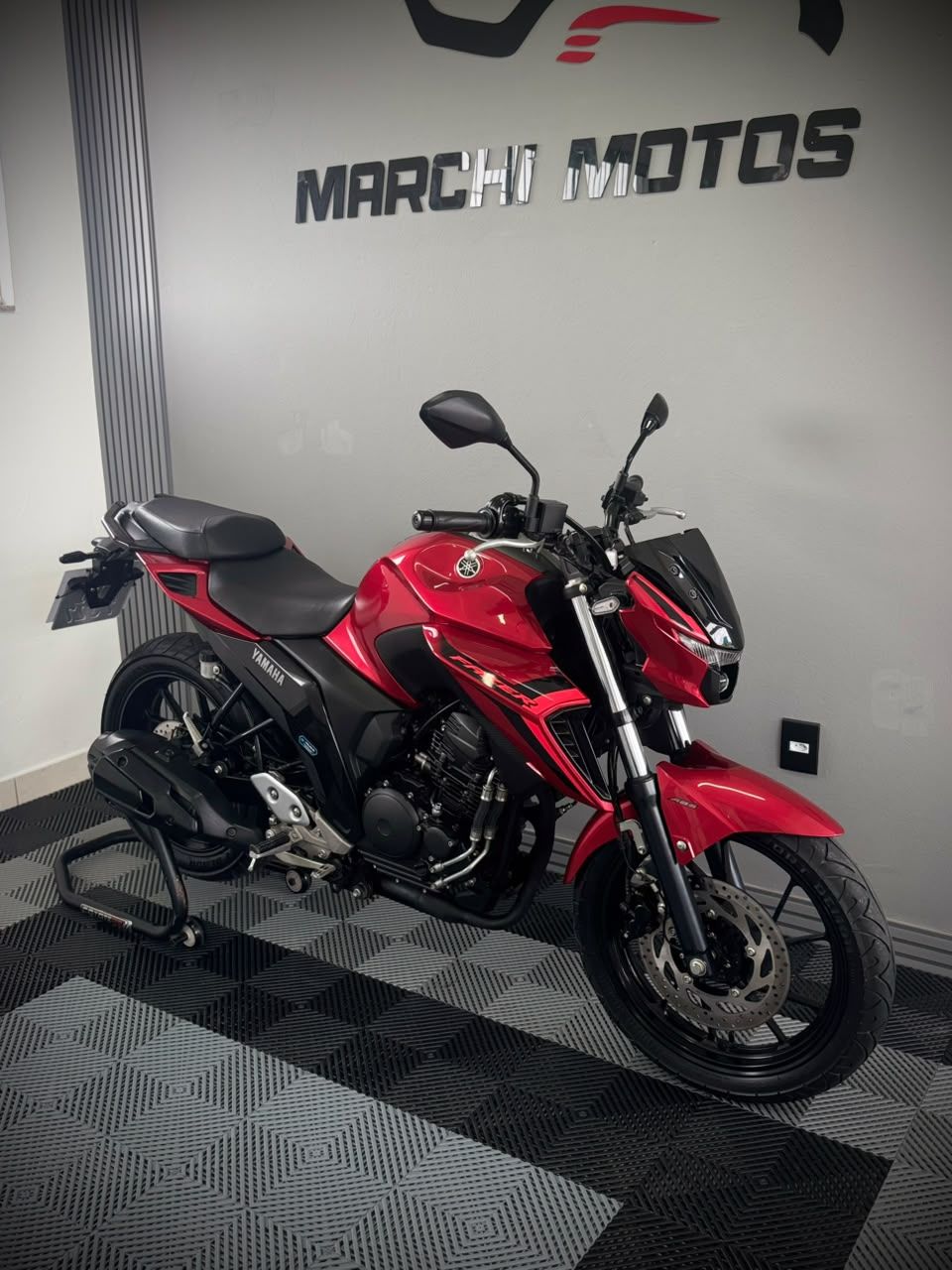 FZ25 250 FAZER CONNECTED — foto 5