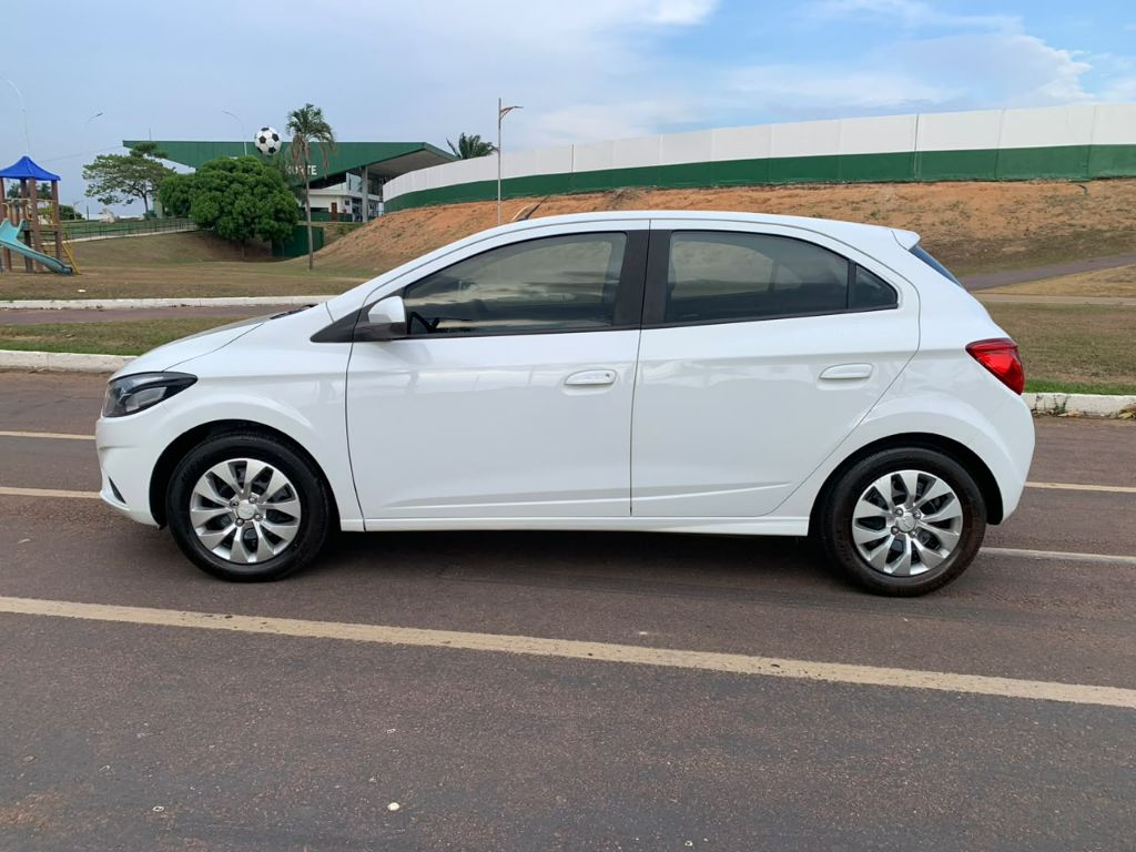 ONIX HATCH LT 1.4 8V FlexPower 5p Mec. — foto 9