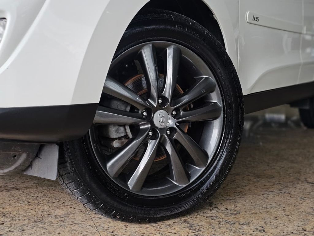 ix35 GLS 2.0 16V 2WD Flex Aut. — foto 14