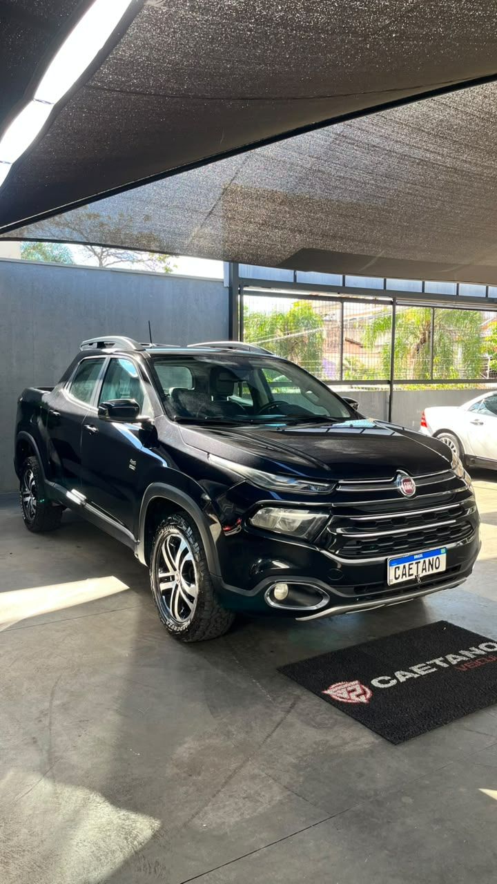 Toro Freedom 2.0 16V 4x4 TB Diesel Mec. — foto 1