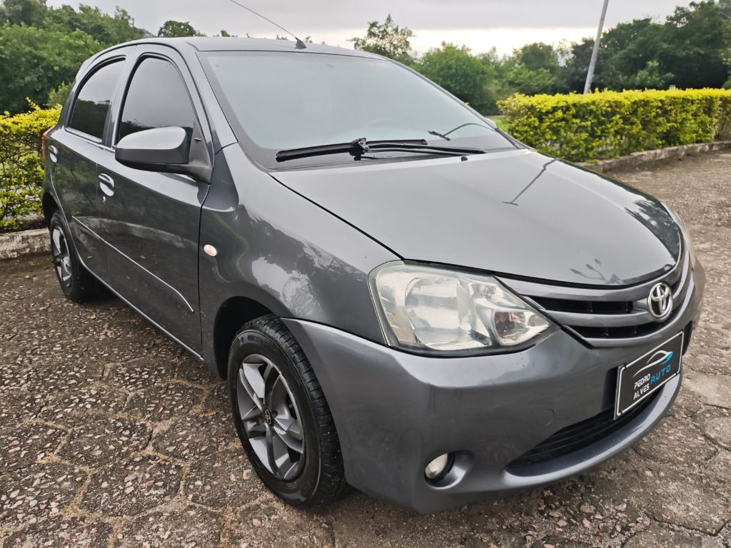 ETIOS X 1.3 Flex 16V 5p Mec. — foto 2