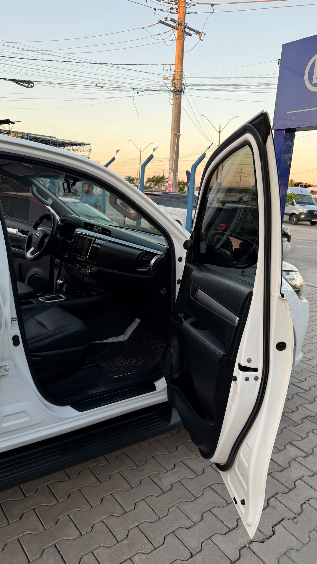 Hilux CD SRV 4x4 2.8 TDI Diesel Aut. — foto 13