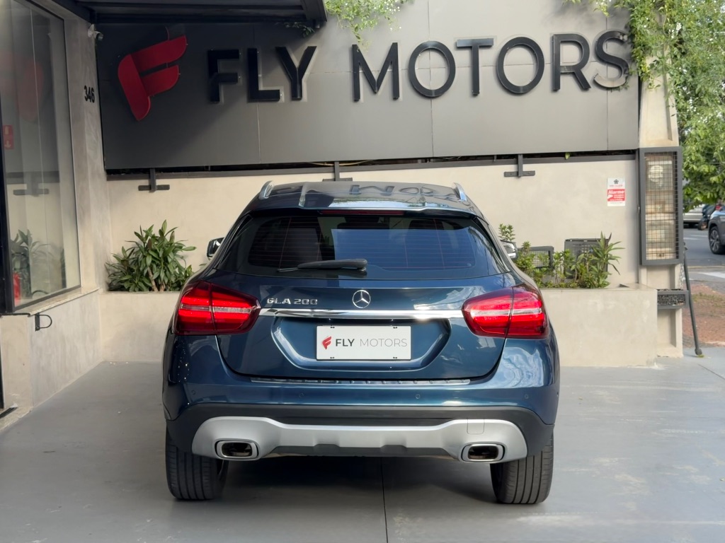 GLA 200 Advance 1.6/1.6 TB 16V Flex Aut. — foto 4