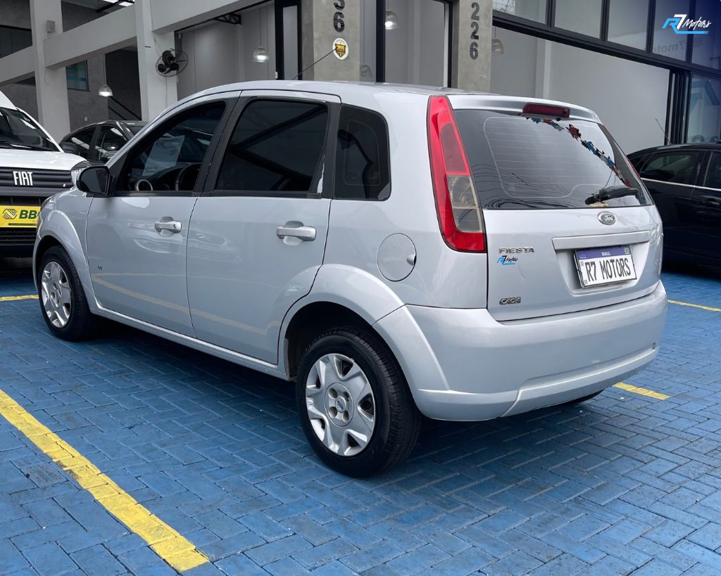 Fiesta 1.6 16V Flex Mec. 5p — foto 9