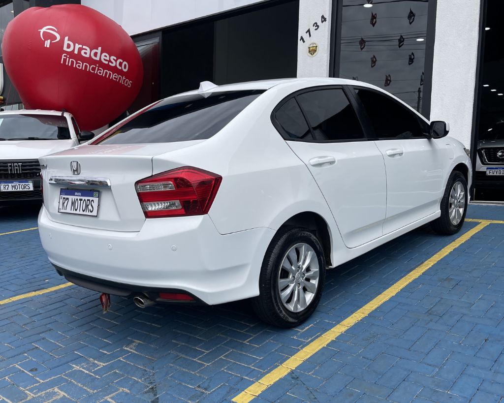 CITY Sedan LX 1.5 Flex 16V 4p Aut. — foto 10