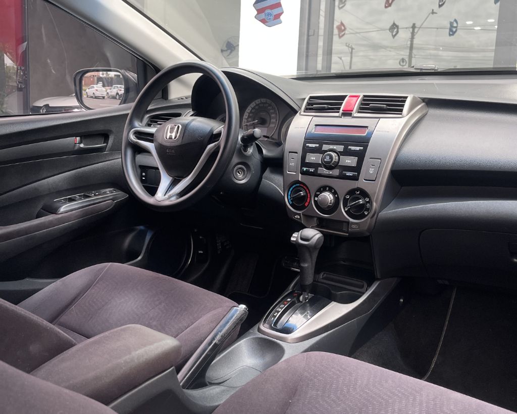 CITY Sedan LX 1.5 Flex 16V 4p Aut. — foto 2