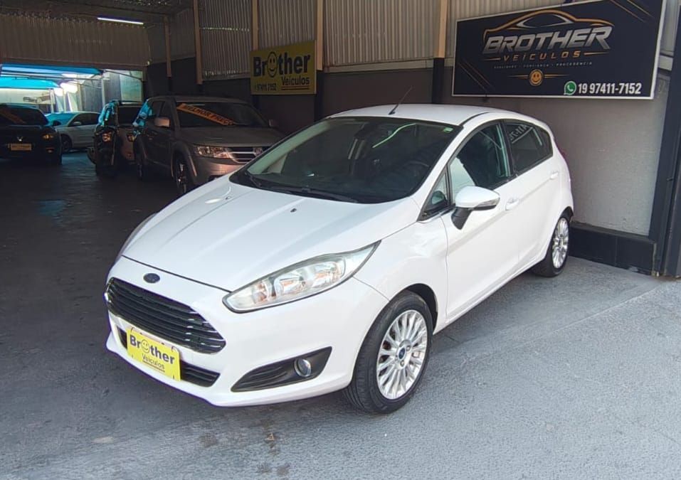 Fiesta TITANIUM 1.6 16V Flex Mec. — foto 2
