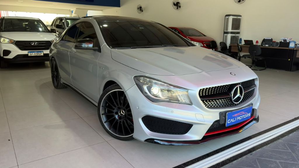 CLA-250 Sport 4MATIC 2.0 16V 211cv Aut.