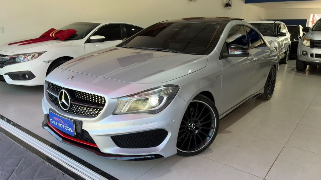 CLA-250 Sport 4MATIC 2.0 16V 211cv Aut.
