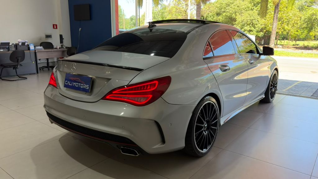 CLA-250 Sport 4MATIC 2.0 16V 211cv Aut.