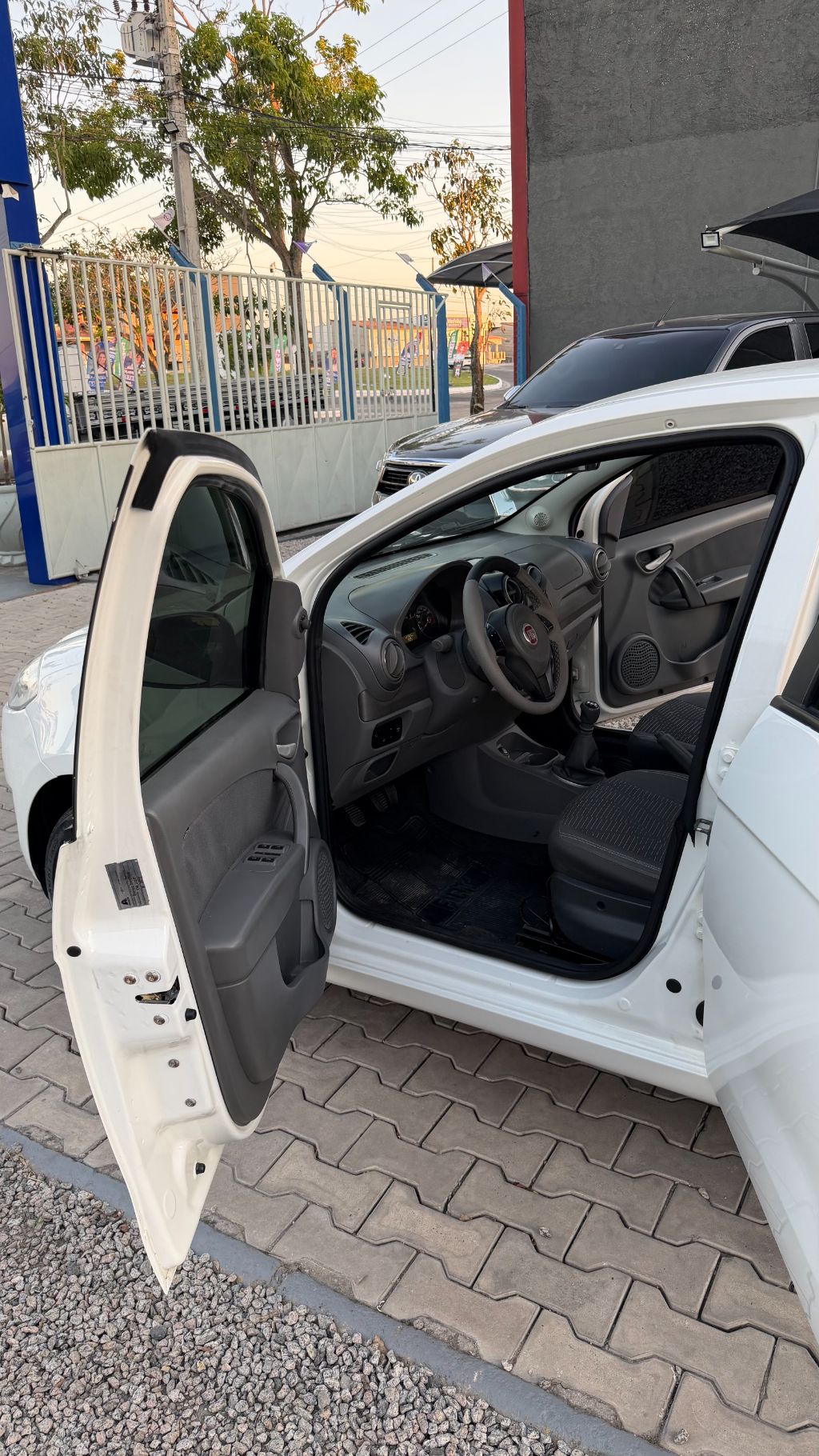 Palio ATTRACTIVE 1.0 EVO Fire Flex 8v 5p — foto 11