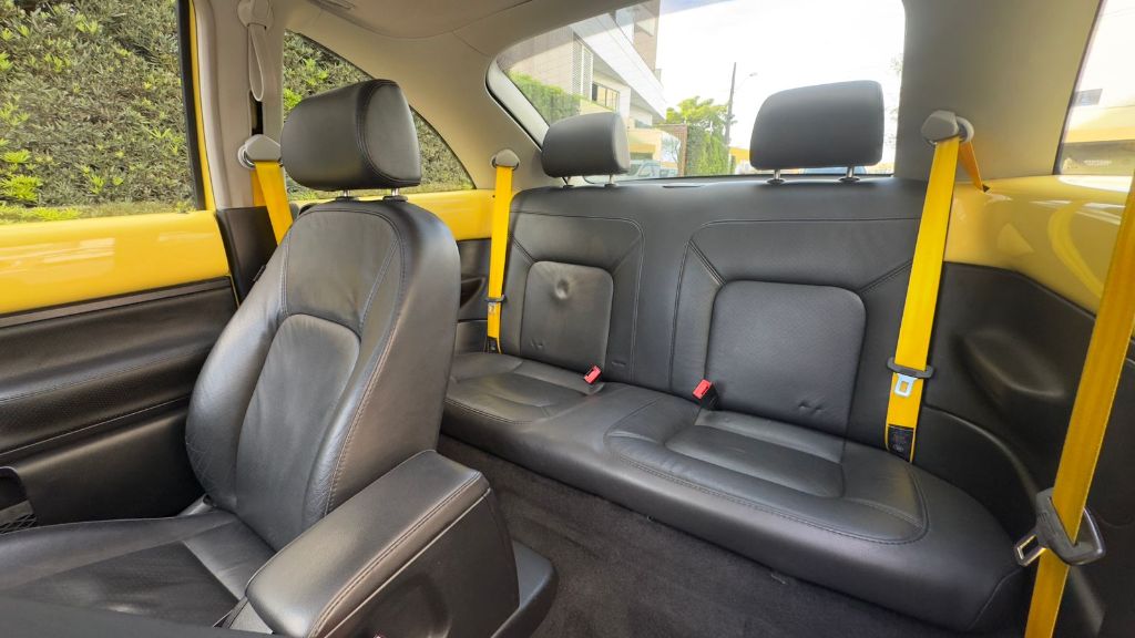 New Beetle 2.0 Mi Mec./Aut. — foto 12