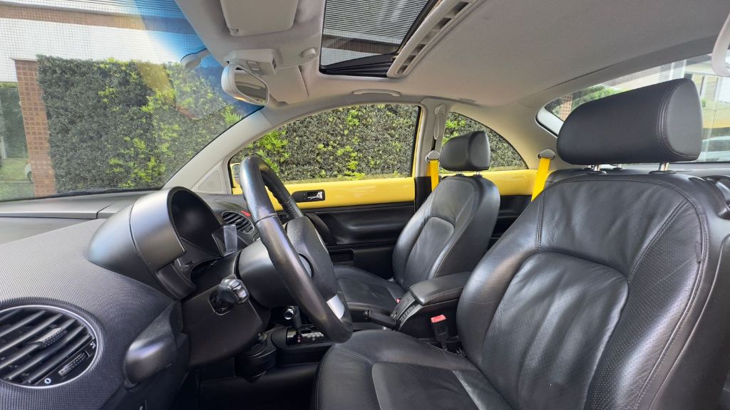 New Beetle 2.0 Mi Mec./Aut. — foto 11