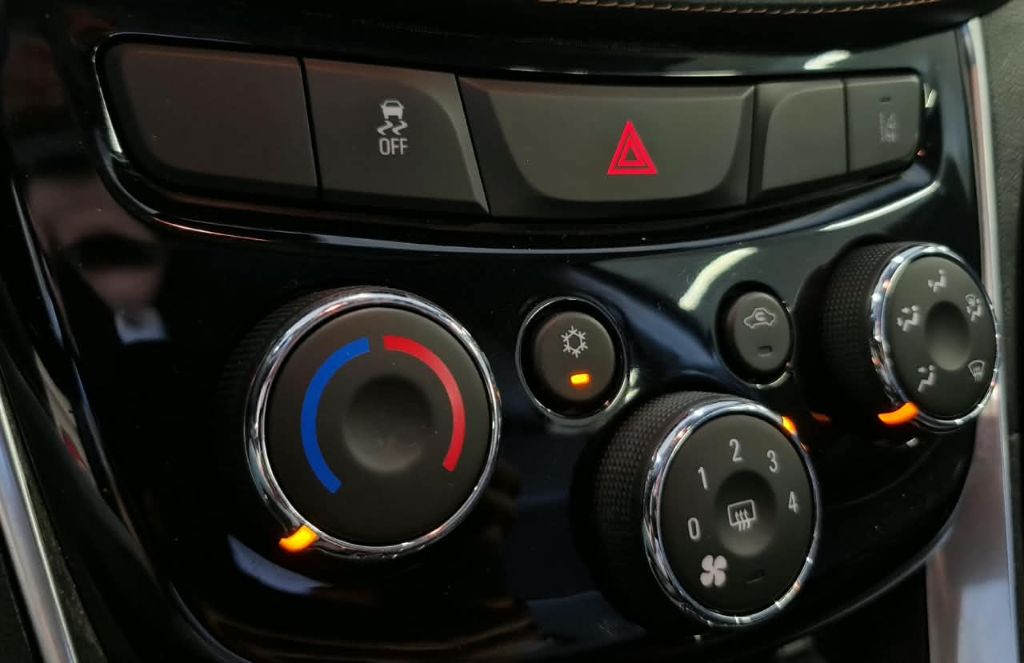 TRACKER Premier 1.4 Turbo 16V Flex Aut — foto 17