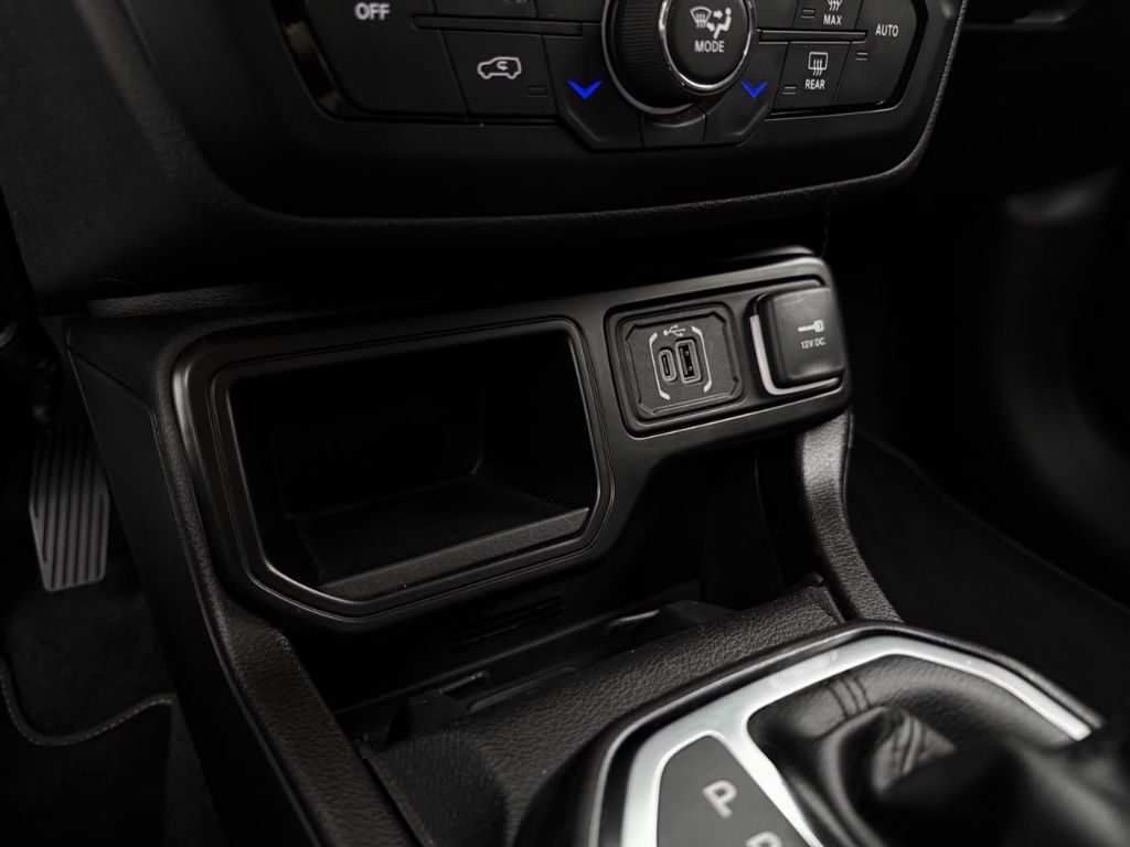Renegade Long. T270 1.3 TB 4x2 Flex Aut. — foto 18