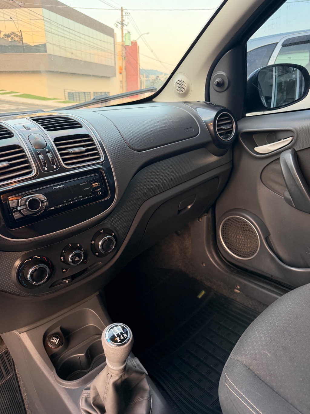 Grand Siena ATTRAC. 1.4 EVO F.Flex 8V — foto 8