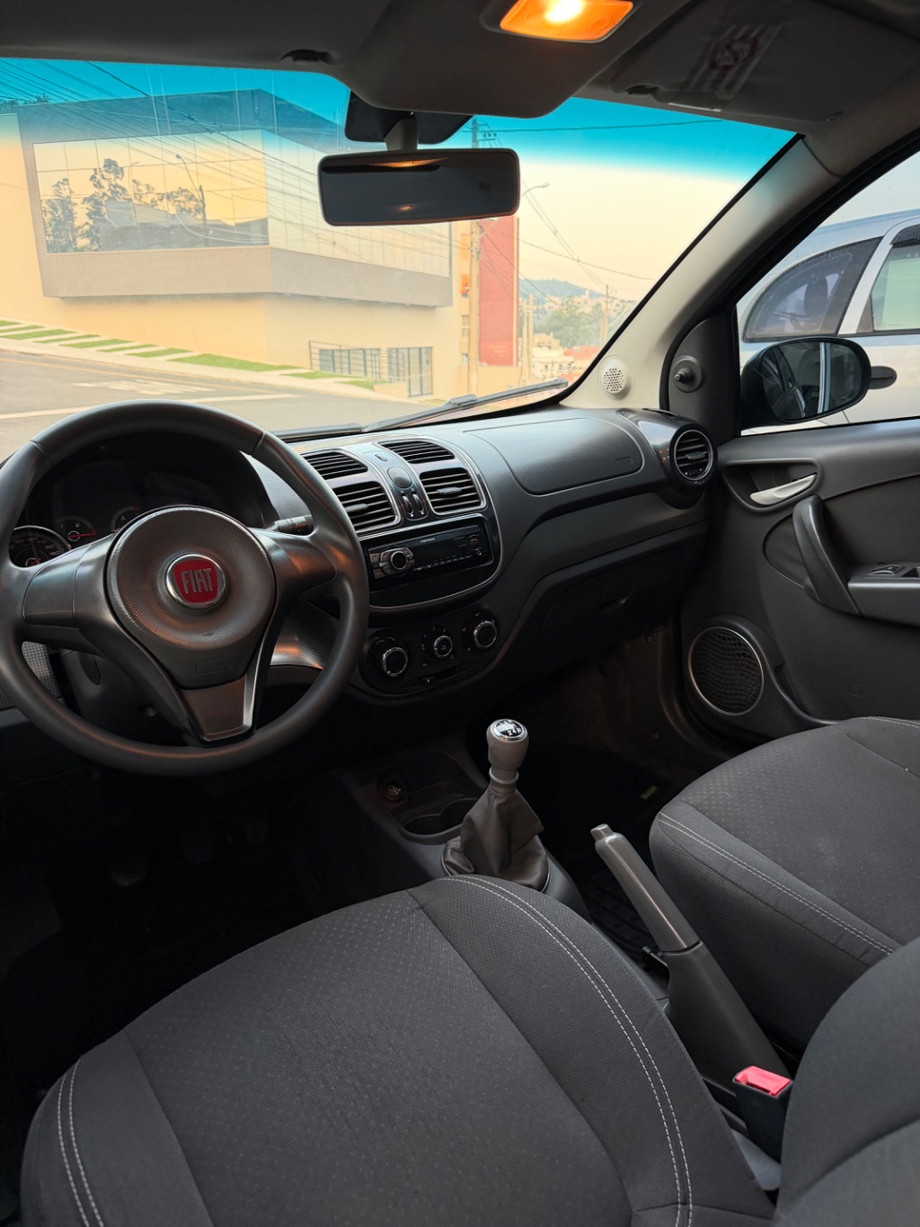 Grand Siena ATTRAC. 1.4 EVO F.Flex 8V — foto 6
