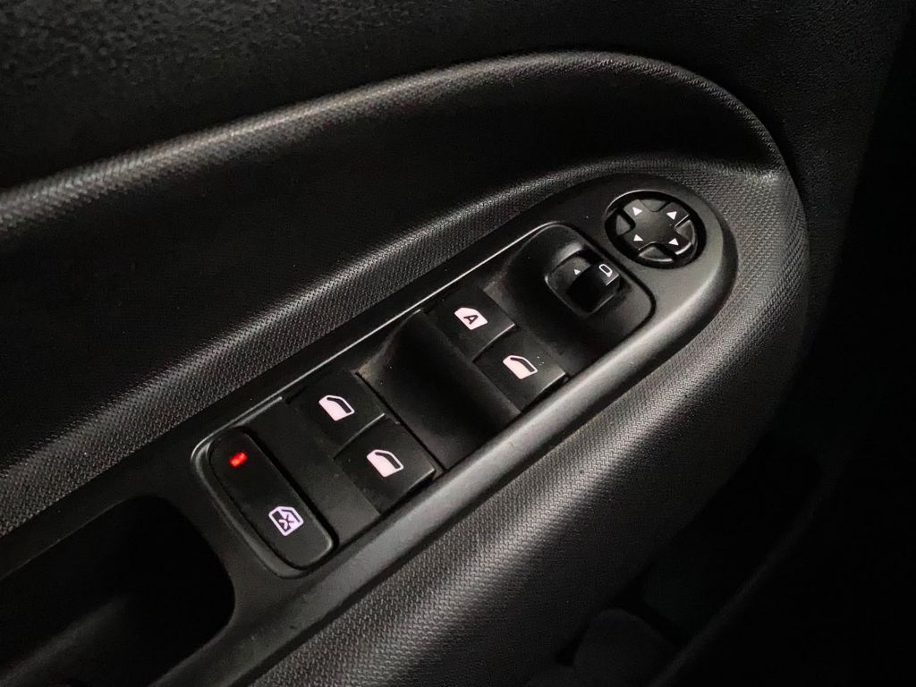 AIRCROSS Live 1.5 Flex 8V 5p Mec. — foto 11
