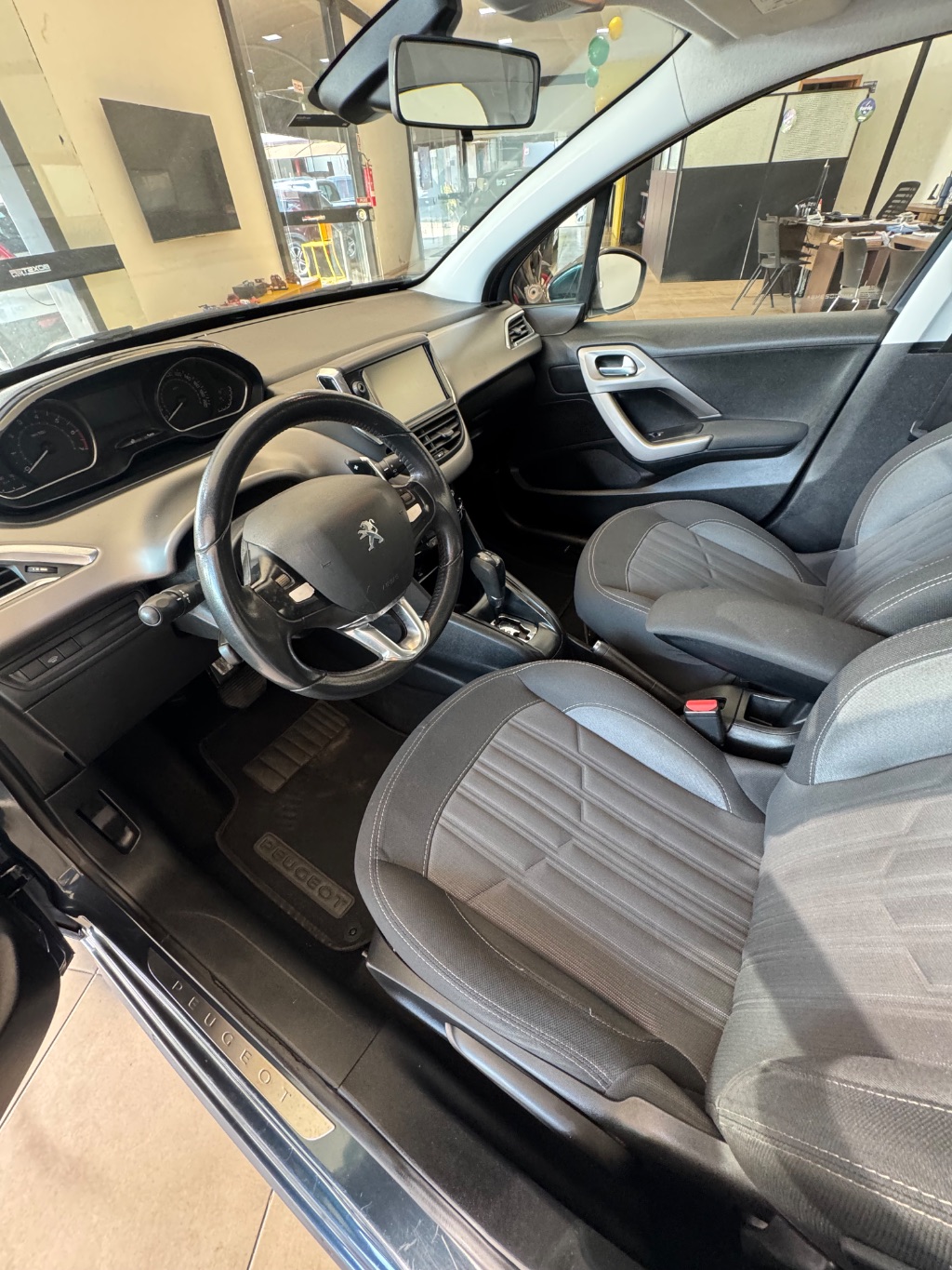 208 Griffe 1.6 Flex 16V 5p Aut. — foto 9