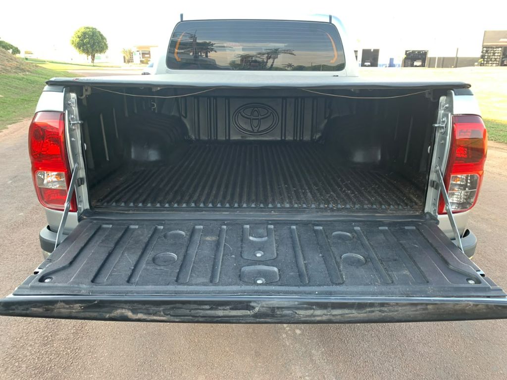 Hilux CD SRV 4x4 2.8 TDI Diesel Aut. — foto 9