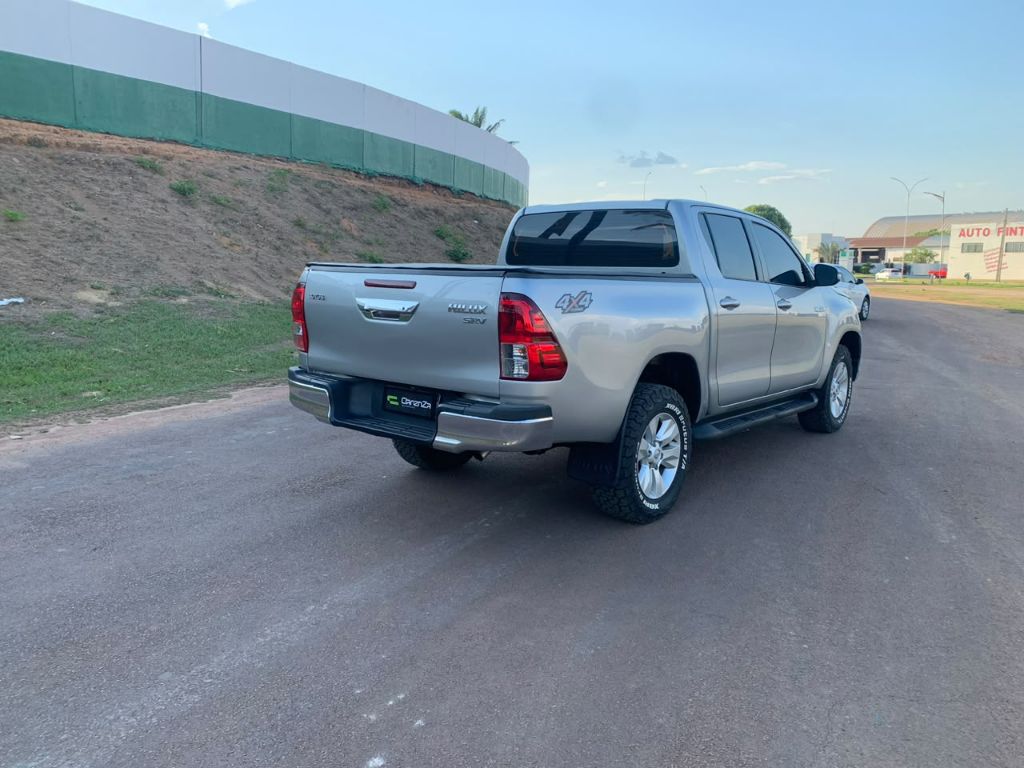 Hilux CD SRV 4x4 2.8 TDI Diesel Aut. — foto 18