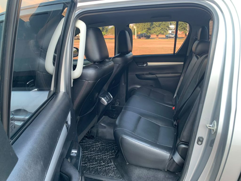 Hilux CD SRV 4x4 2.8 TDI Diesel Aut. — foto 6