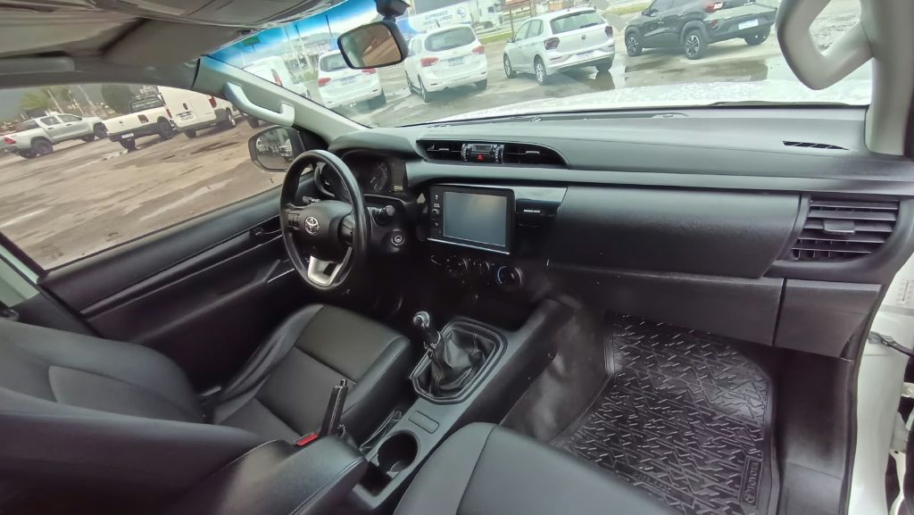 Hilux CD 4x4 2.8 Diesel Mec. — foto 7