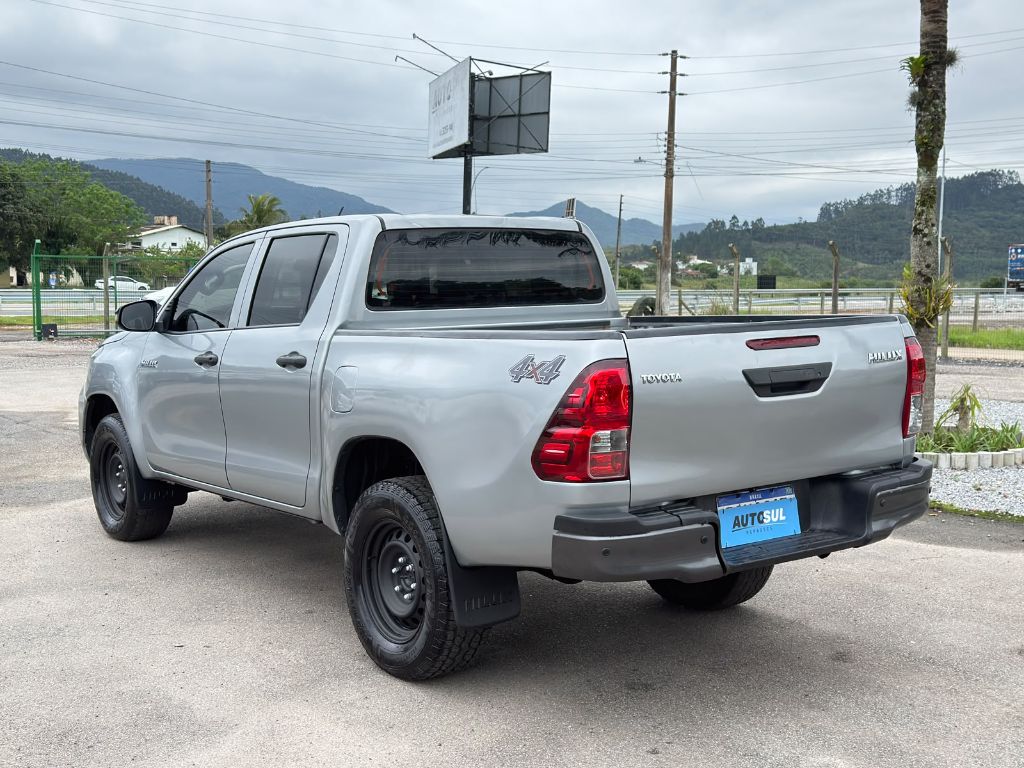 Hilux CD 4x4 2.8 Diesel Mec. — foto 4