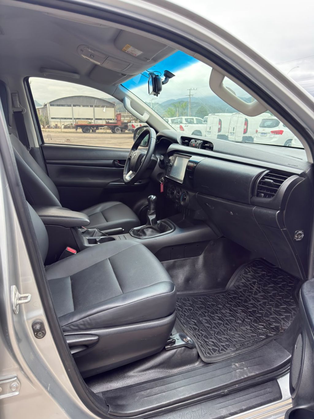 Hilux CD 4x4 2.8 Diesel Mec. — foto 9