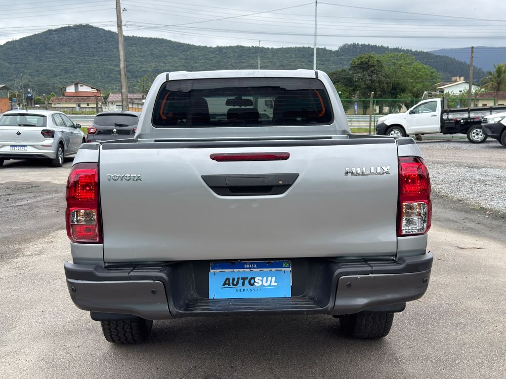 Hilux CD 4x4 2.8 Diesel Mec. — foto 6