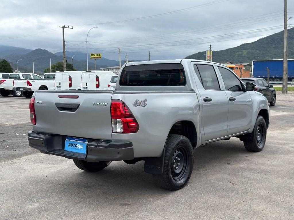 Hilux CD 4x4 2.8 Diesel Mec. — foto 5