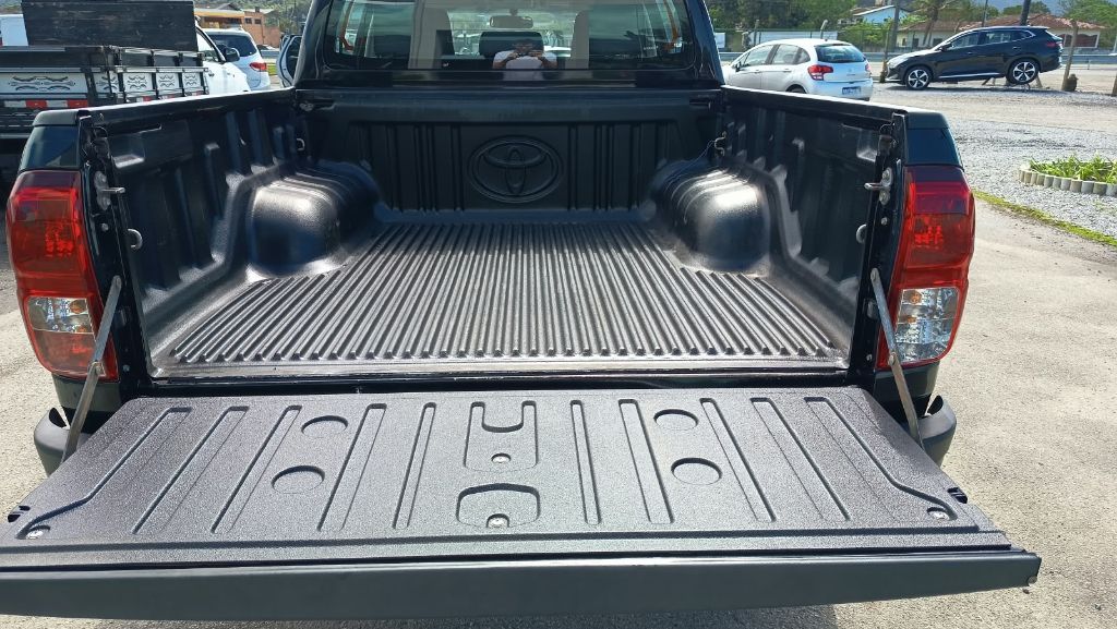 Hilux CD 4x4 2.8 Diesel Mec. — foto 5