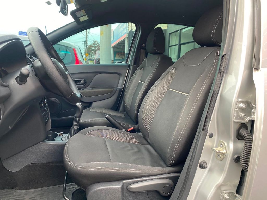 LOGAN Zen Flex 1.0 12V 4p Mec. — foto 6