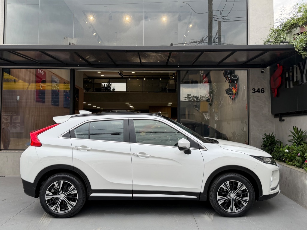Eclipse Cross HPE-S 1.5 16V AWC TB 165cv Aut. — foto 5