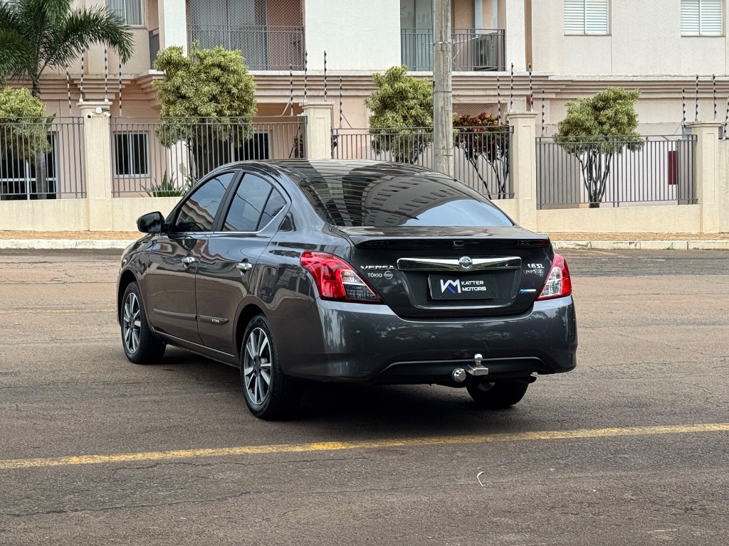 VERSA UNIQUE 1.6 16V FlexStart 4p Aut. — foto 4