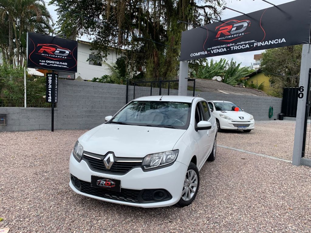 SANDERO Expression Hi-Power 1.6 8V 5p — foto 1