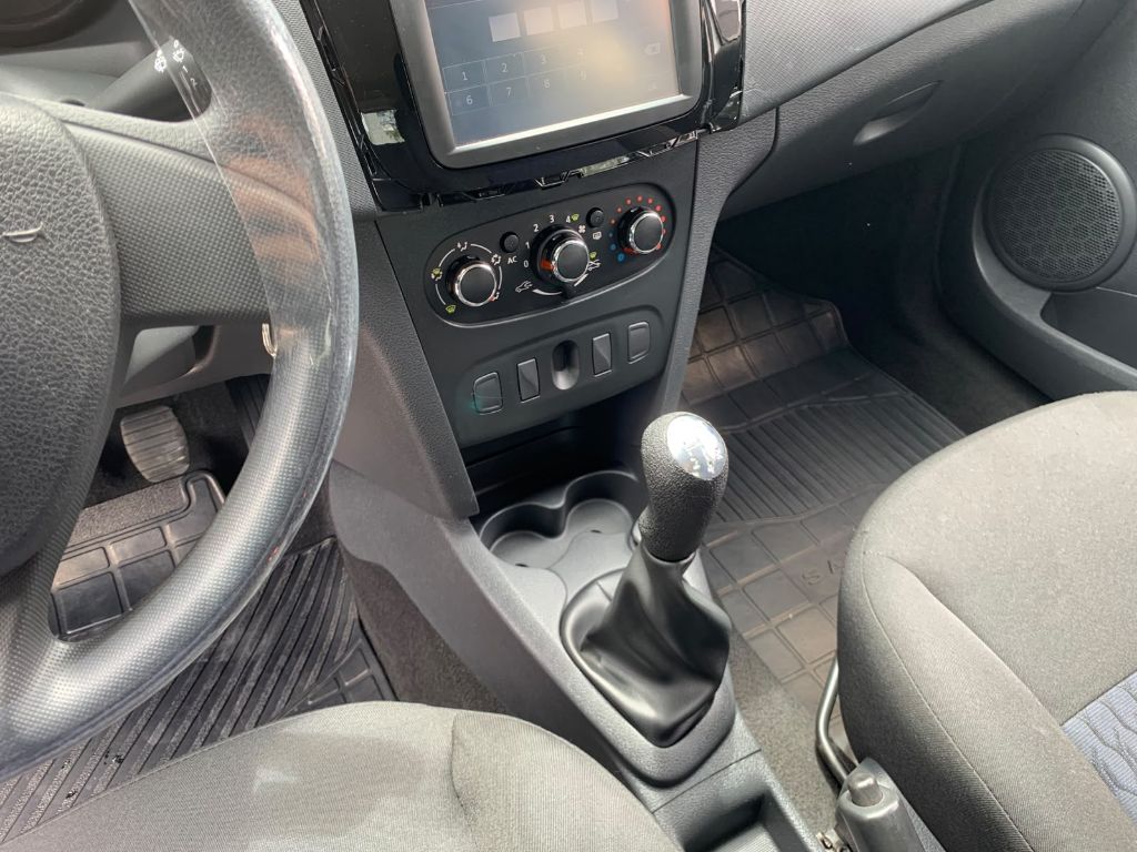 SANDERO Expression Hi-Power 1.6 8V 5p — foto 9