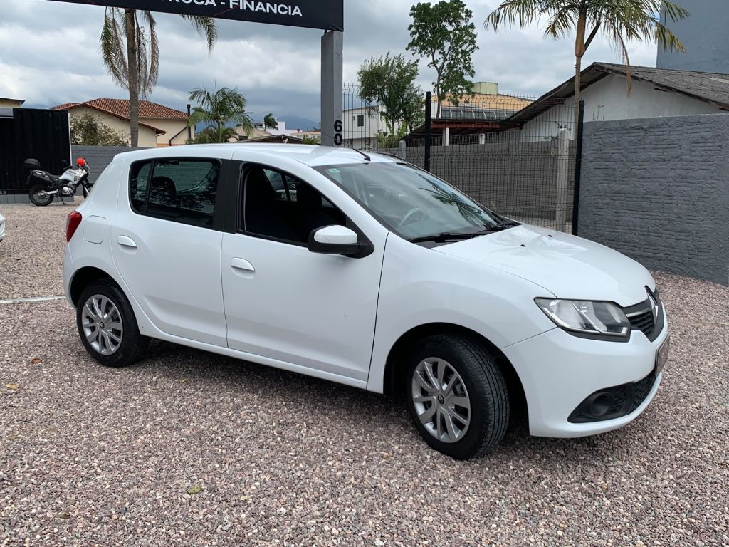 SANDERO Expression Hi-Power 1.6 8V 5p — foto 3
