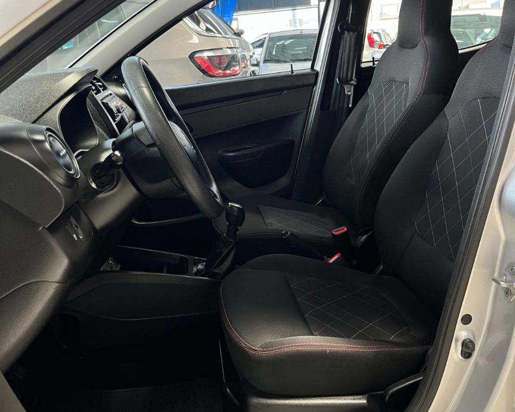 KWID Zen 1.0 Flex 12V 5p Mec. — foto 4
