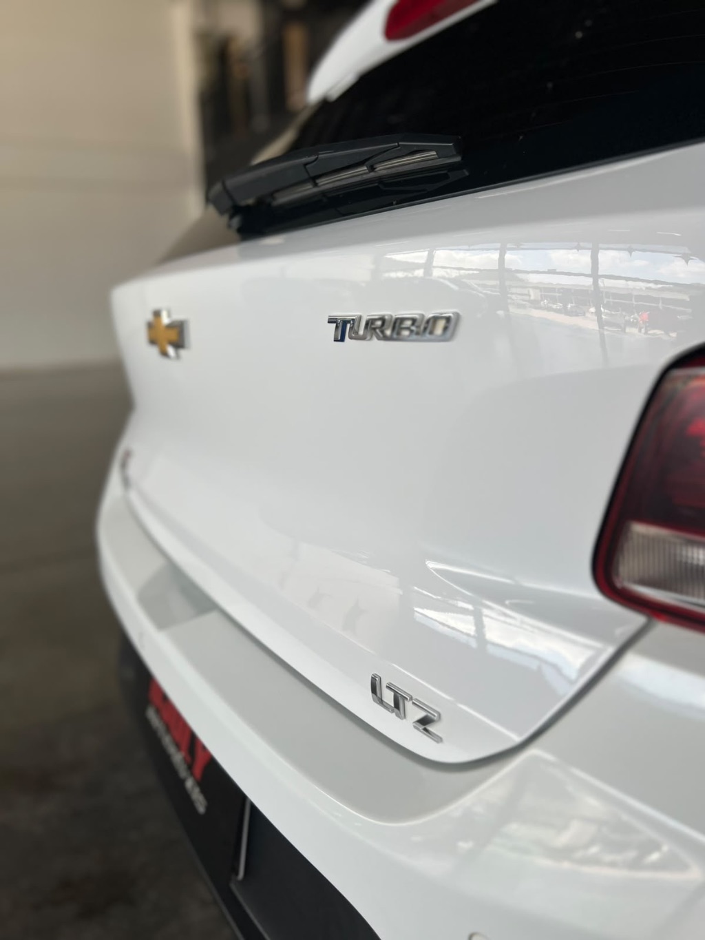 ONIX HATCH LTZ 1.0 12V TB Flex 5p Mec. — foto 4