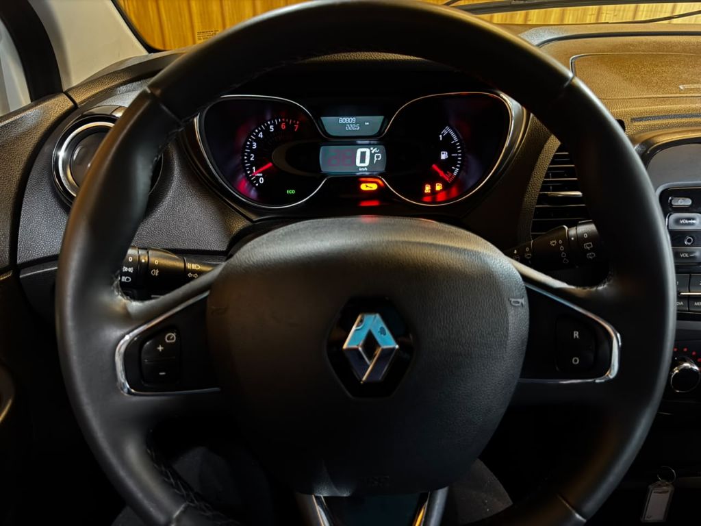 CAPTUR Life 1.6 16V Flex 5p Aut. — foto 8