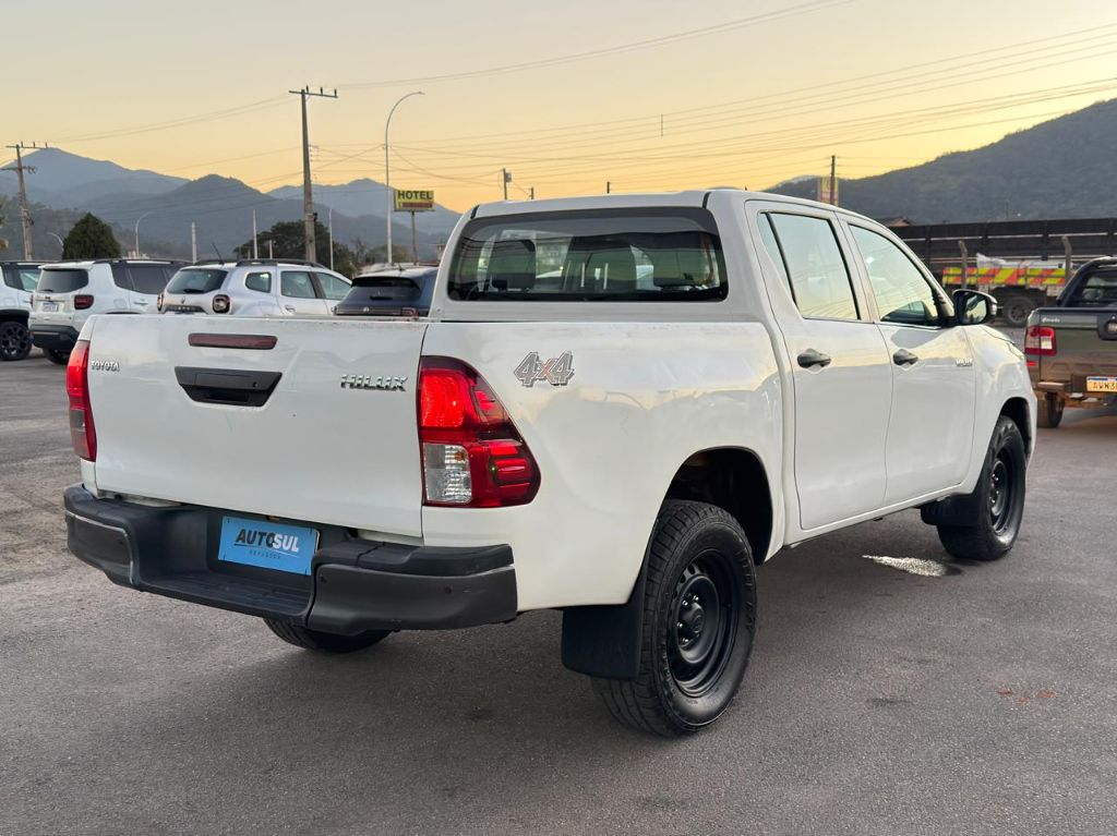 Hilux CD 4x4 2.8 Diesel Mec. — foto 4