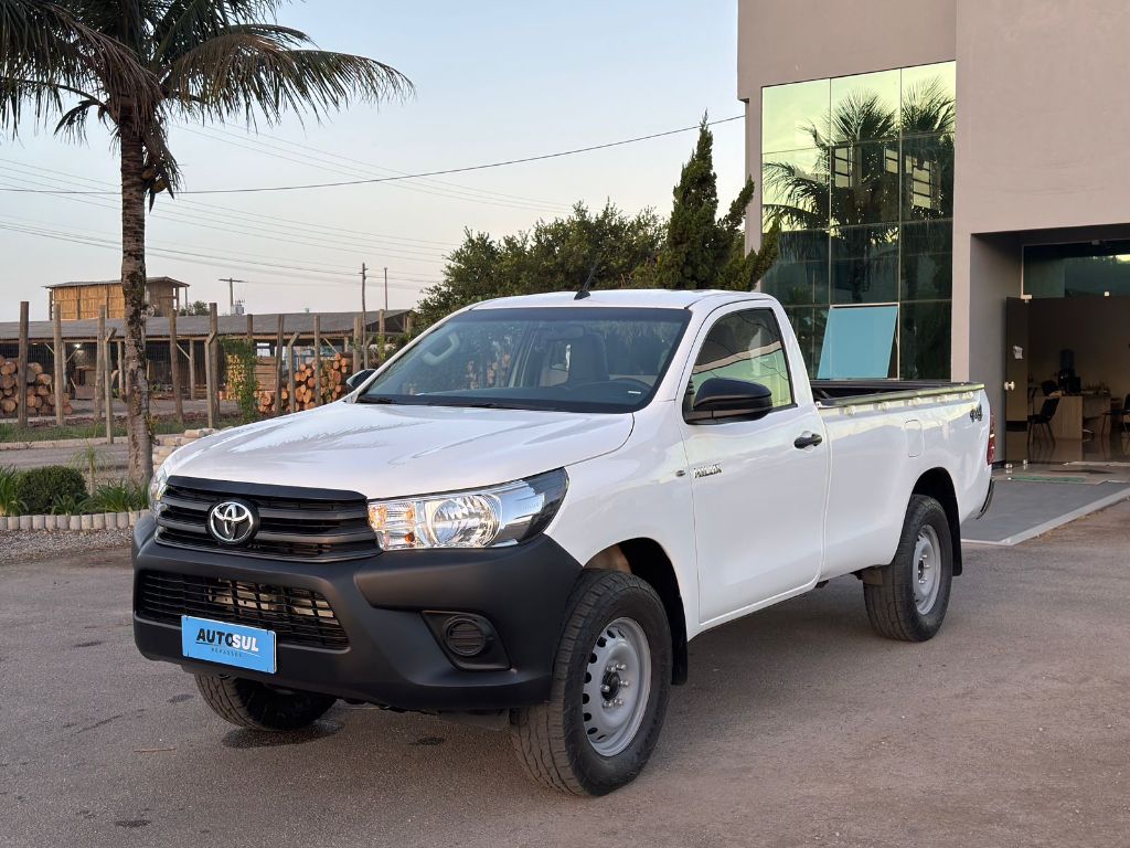 Hilux CS 4x4 2.8 TDI Diesel Mec. — foto 2