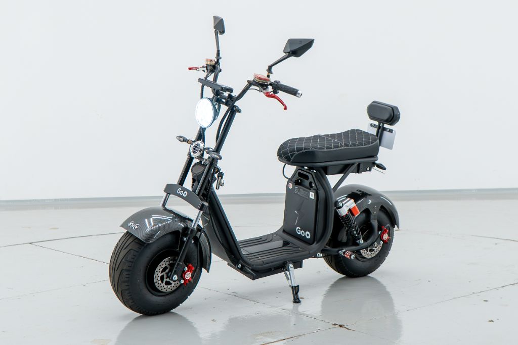  MKS X10 1000W NÃO precisa de CNH e emplacamento

2025 com apenas 63 km

Mark’s Veículos a sua loja de confiança há mais de 26 anos! Todos os nossos veículos manual do veículo e chave cópia!

---------------------------------------------------------------------------

Capacidade

Até 170kg

Motor

1000W

Bateria

Lítio 60v removível

------------------------------------------------

- Itens do Veículo

Suspensão reforçada

Porta objetos

Farol e setas LED

Freios a disco nas duas rodas