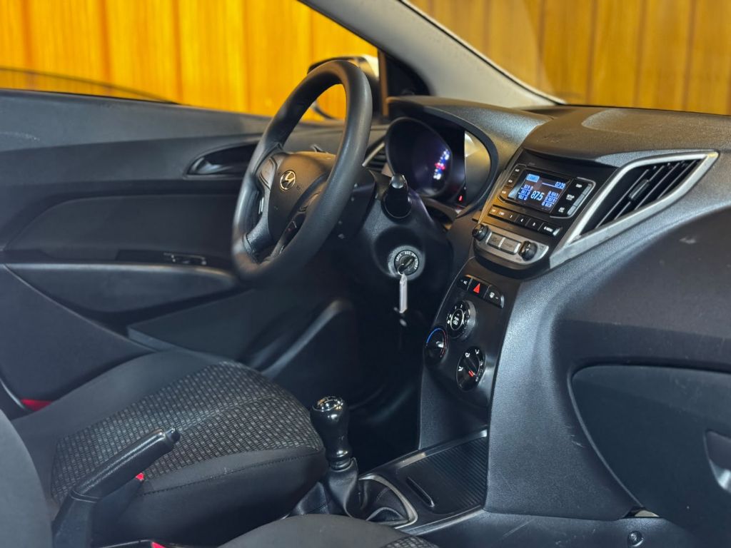 HB20 Comfort Plus 1.0 TB Flex 12V Mec. — foto 2