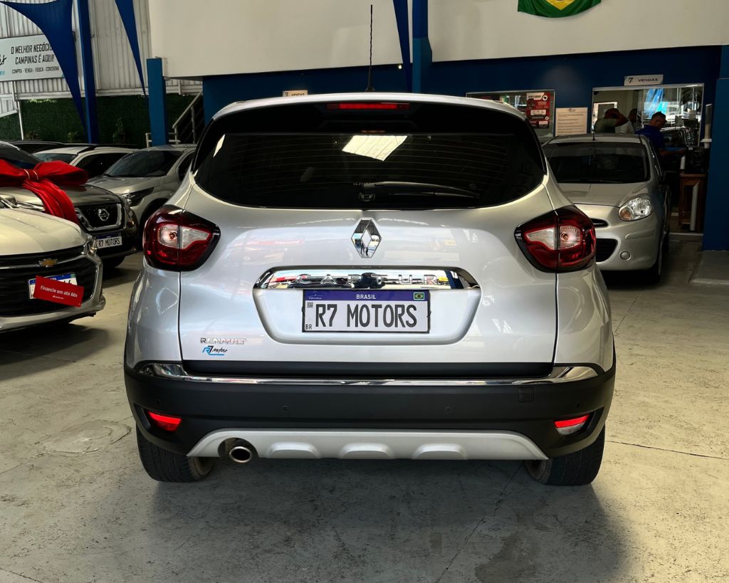 CAPTUR Intense 2.0 16V Flex 5p Aut. — foto 7