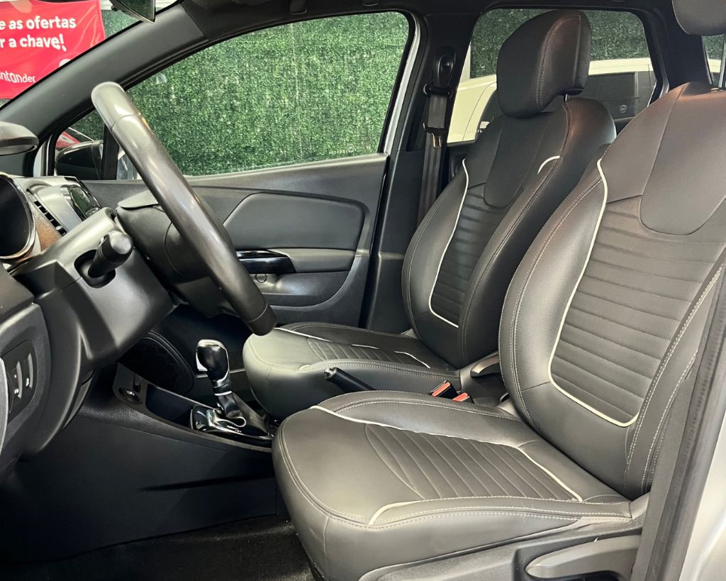 CAPTUR Intense 2.0 16V Flex 5p Aut. — foto 4