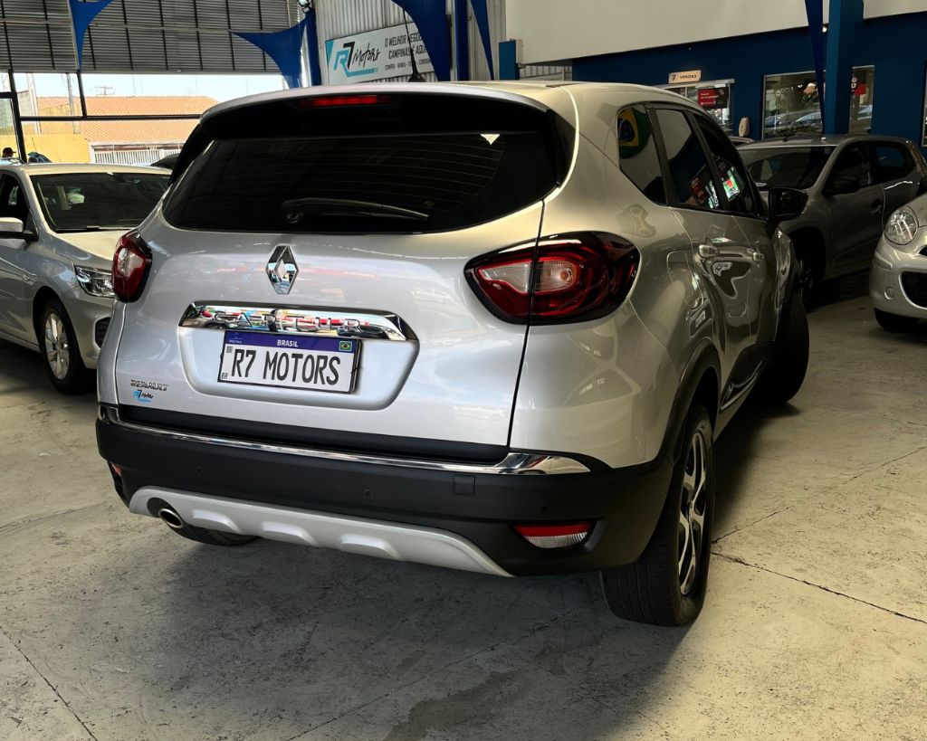 CAPTUR Intense 2.0 16V Flex 5p Aut. — foto 8